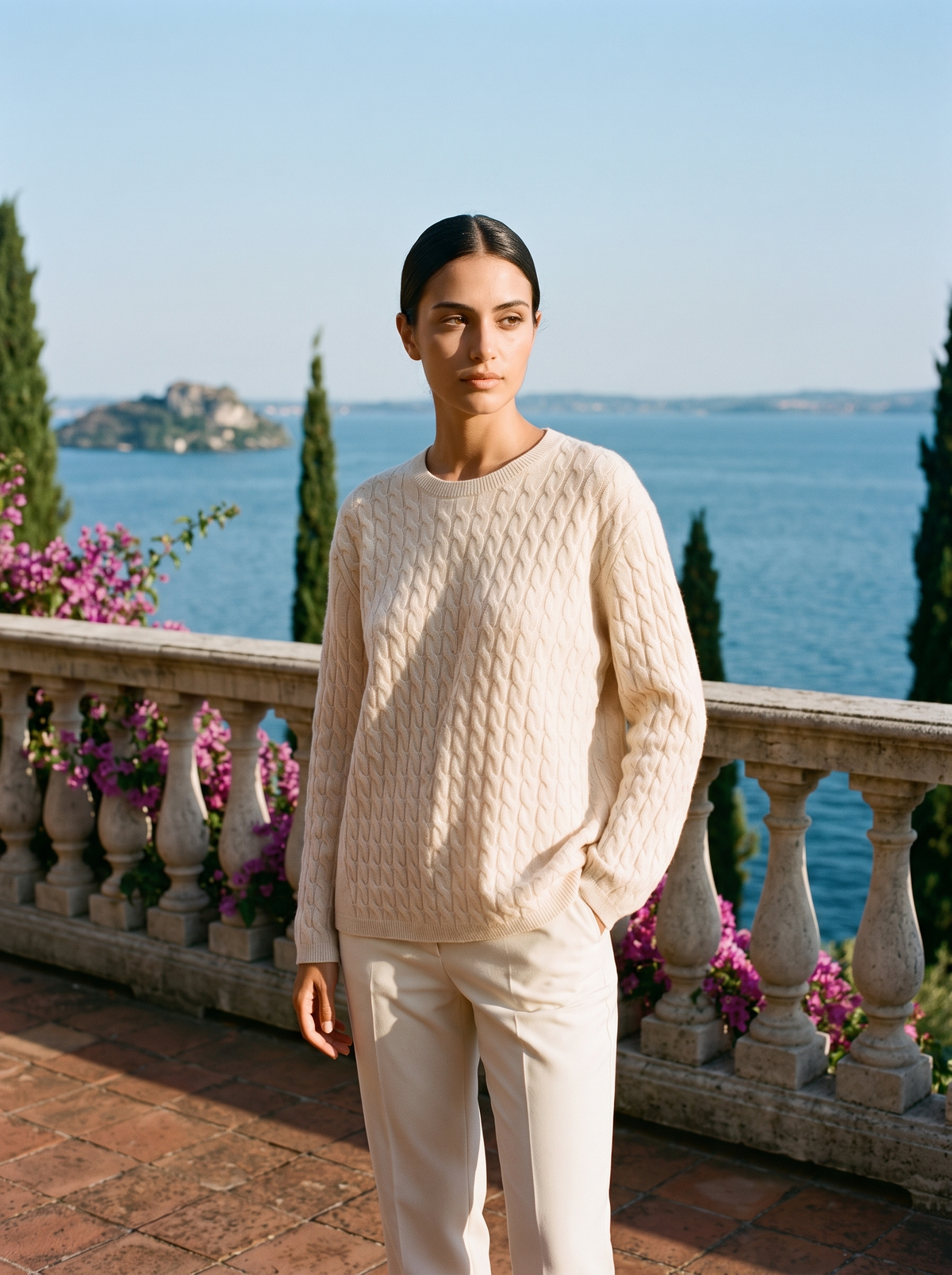 Ariana | Wełniany Oversize'owy Sweter o Splocie Warkoczowym