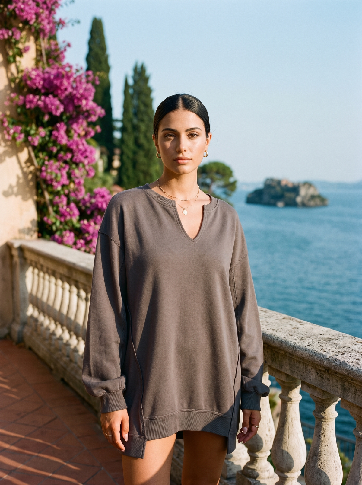 Loren | Oversize'owa Tunika-Bluza z Dekoltem V