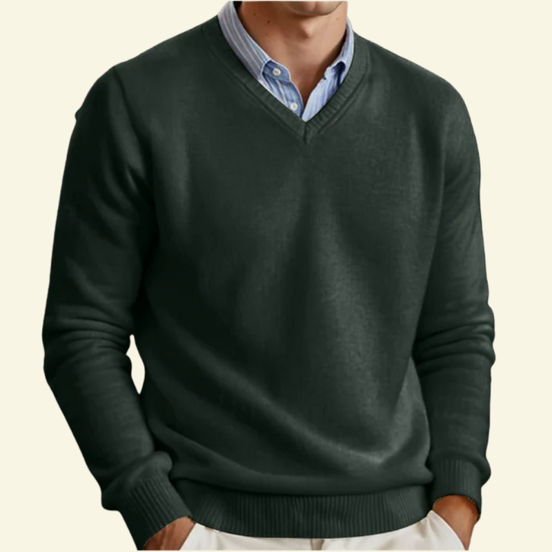 Ciemnozielony męski sweter z dekoltem w serek, z eleganckim wykończeniem ściągaczy, styl smart casual — Lubomirske