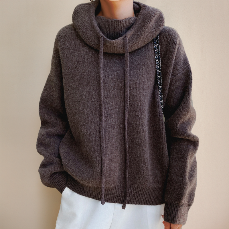 Sweter oversize damski z kapturem w brązie taupe — Lubomirske