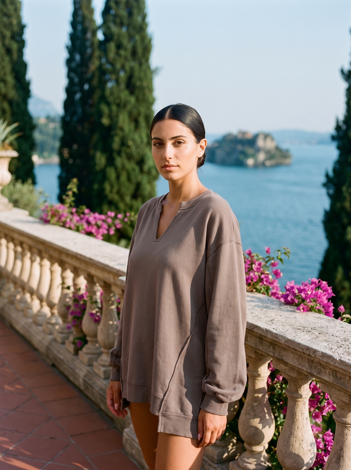 Loren | Oversize'owa Tunika-Bluza z Dekoltem V